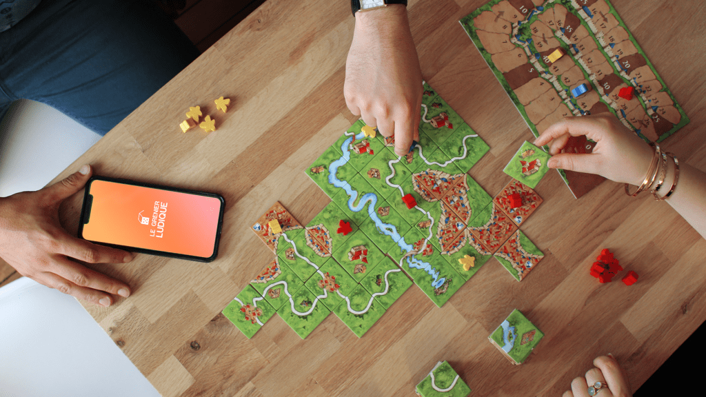 le grenier ludique partie logo telephone