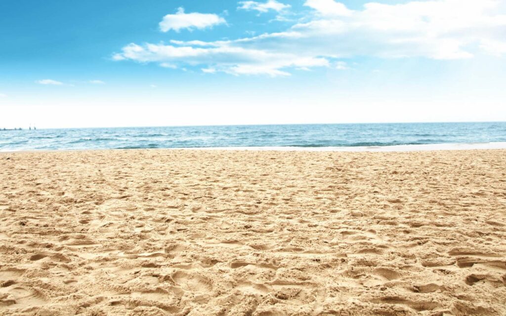 Plage-Camping-Bord-de-Mer