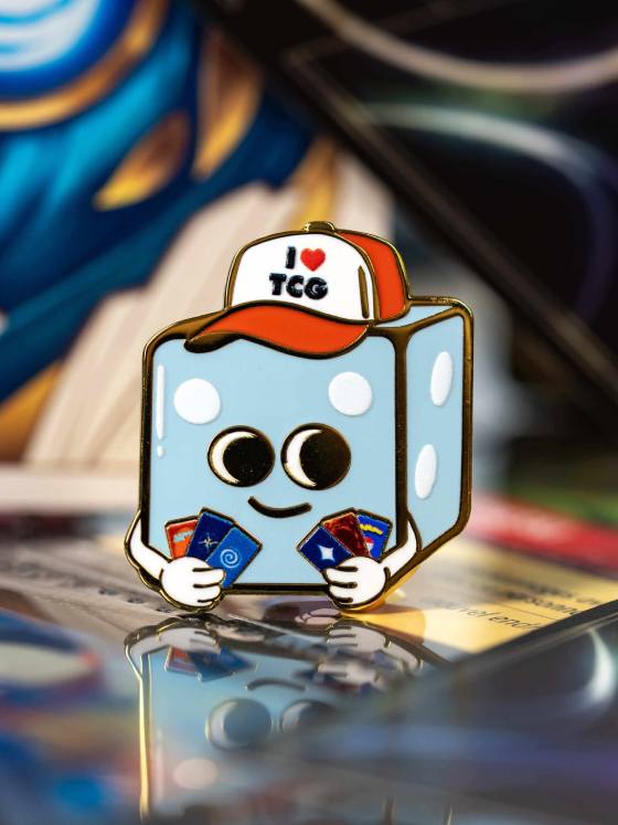 Pin's Émaillé | I ❤️ TCG